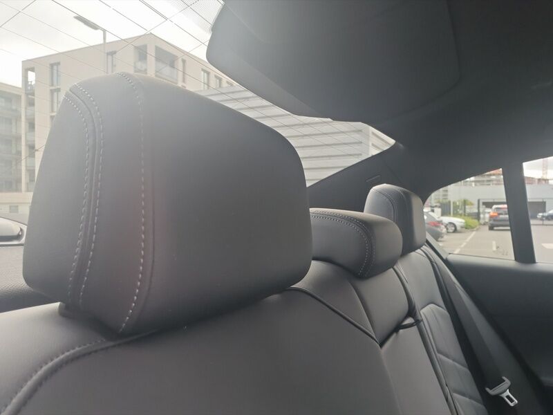 More views of BMW i5