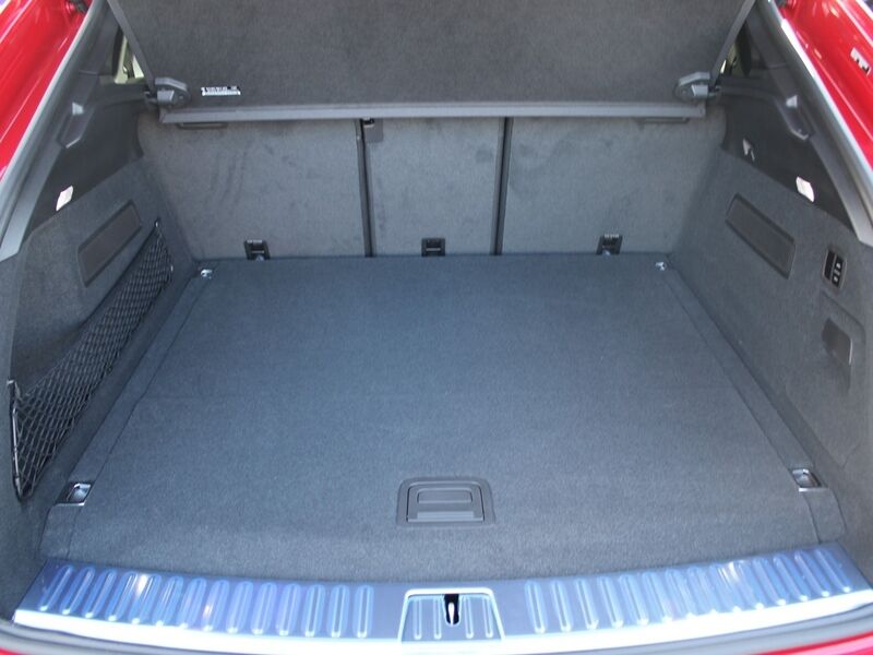 More views of Porsche Cayenne