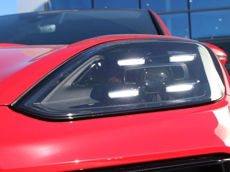 More views of Porsche Cayenne