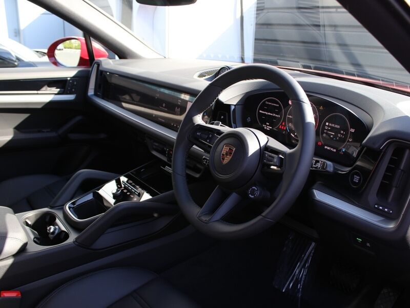 More views of Porsche Cayenne