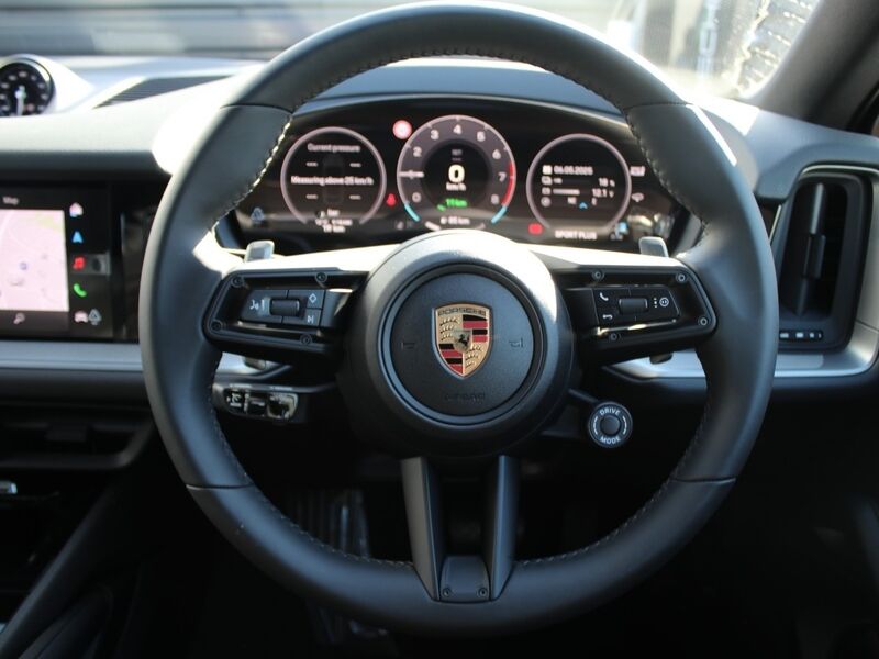 More views of Porsche Cayenne