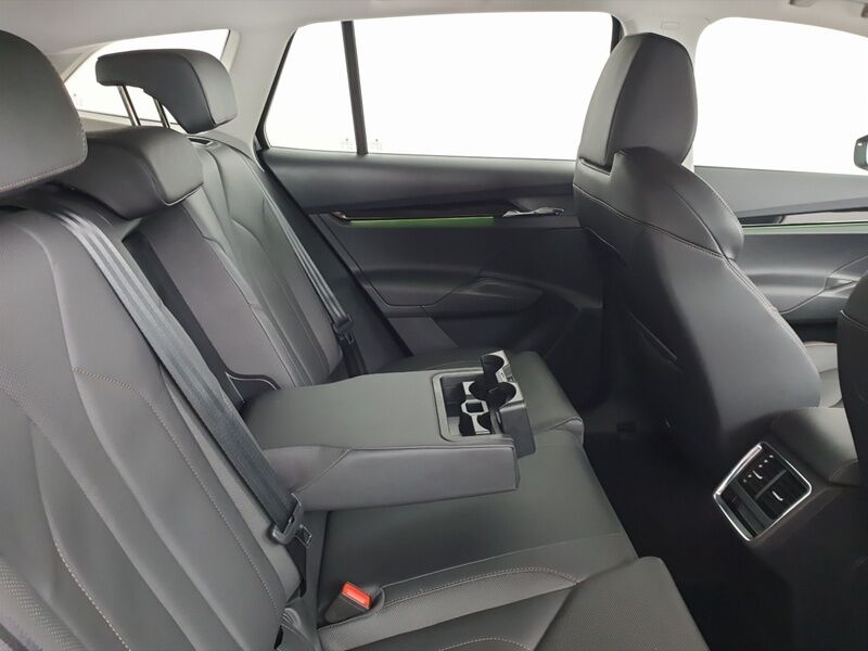 More views of Skoda Enyaq