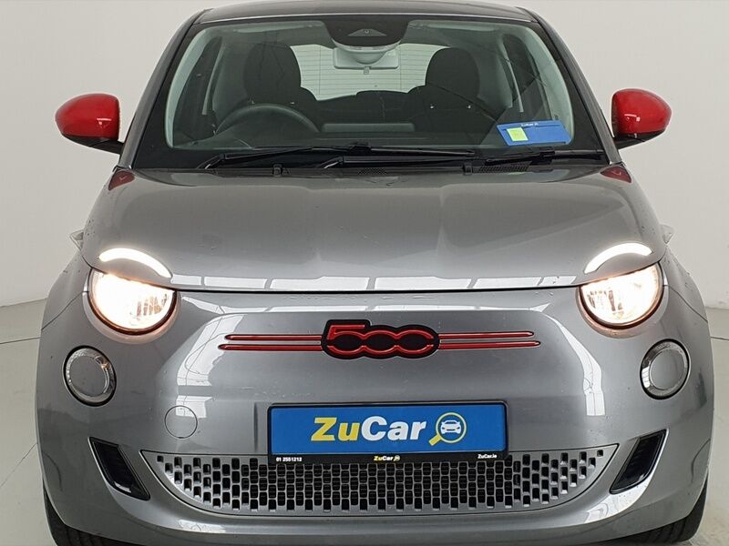 More views of Fiat 500e