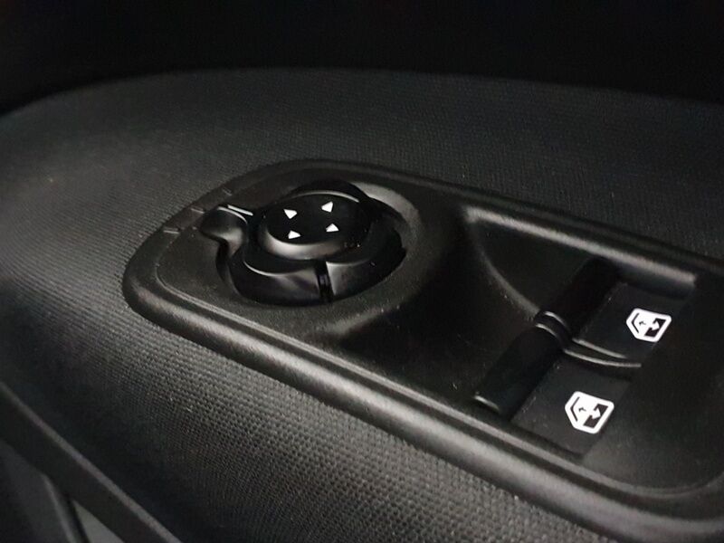 More views of Fiat 500e