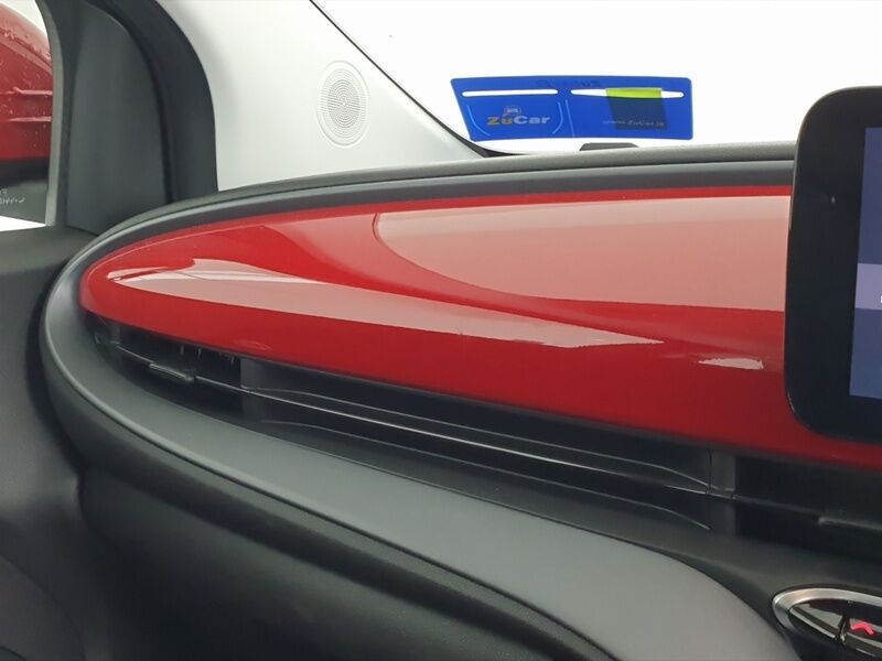 More views of Fiat 500e