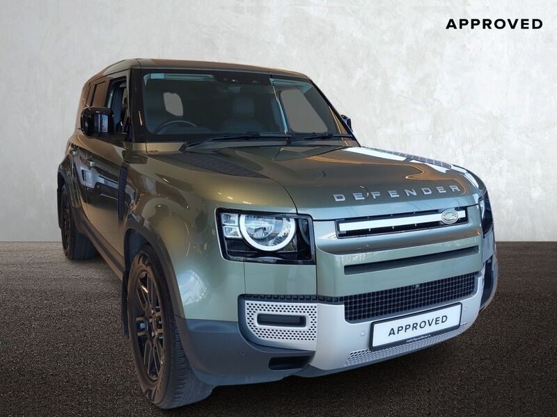 More views of Land Rover Defender