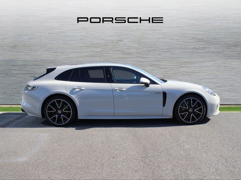 More views of Porsche Panamera