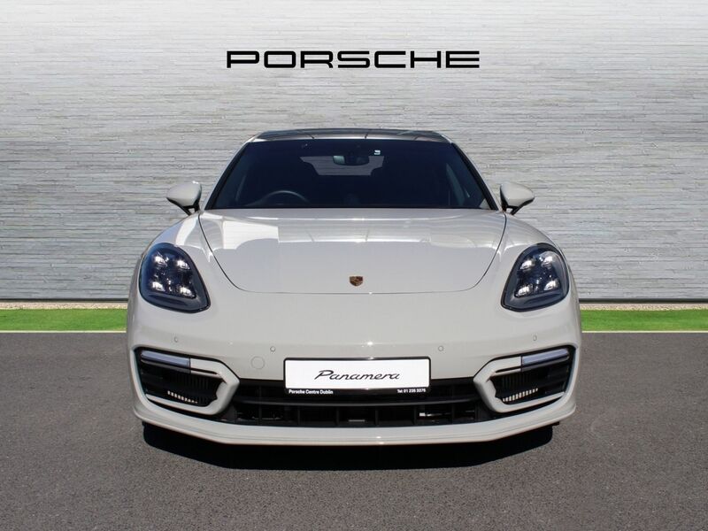 More views of Porsche Panamera