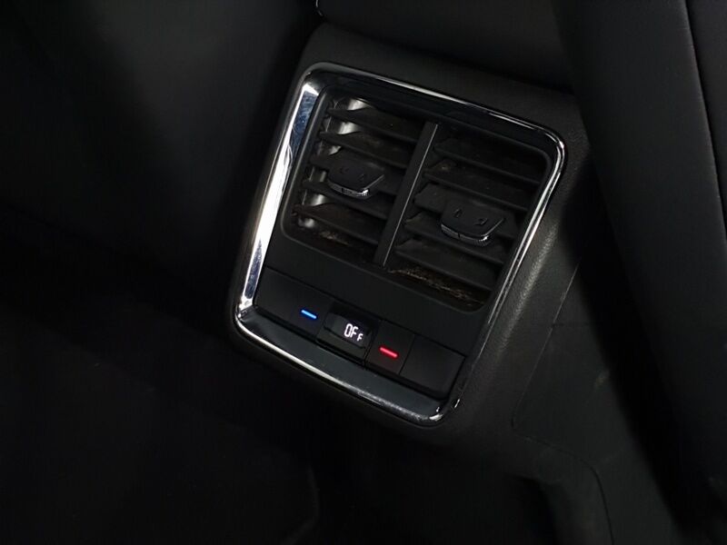 More views of Skoda Enyaq
