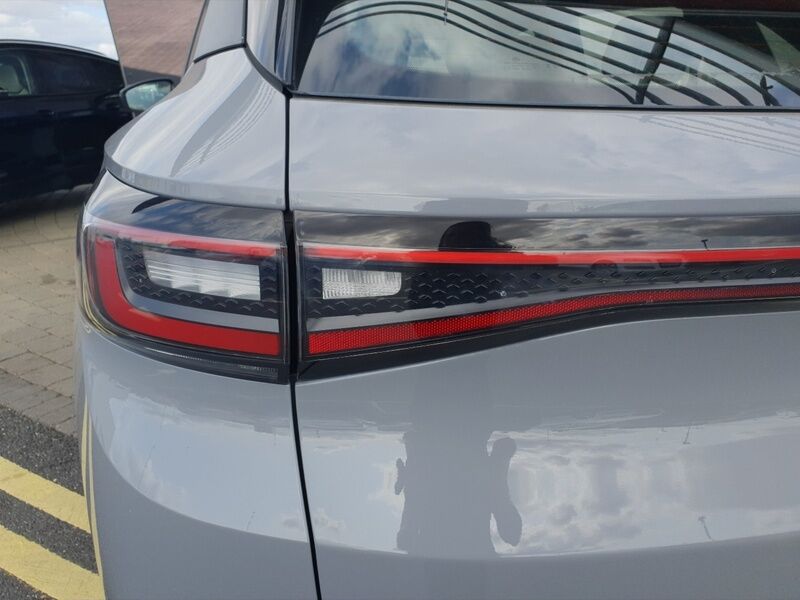 More views of Volkswagen ID.4