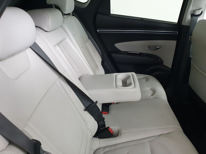 More views of Hyundai Tucson