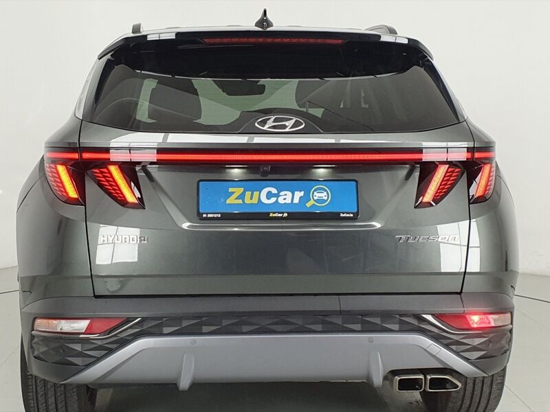 More views of Hyundai Tucson