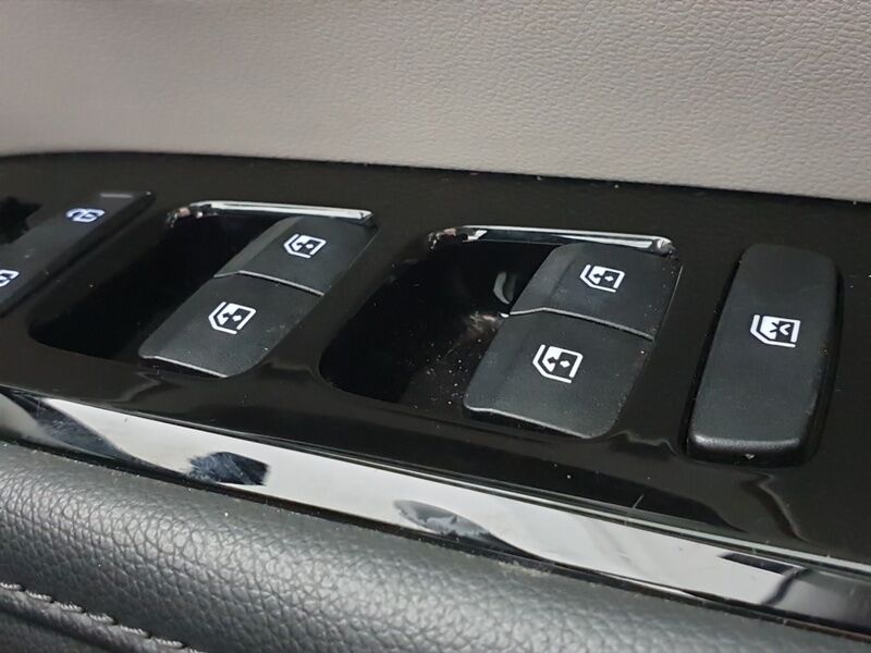 More views of Hyundai Tucson
