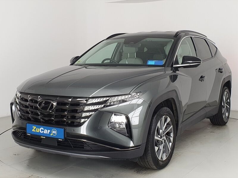 More views of Hyundai Tucson