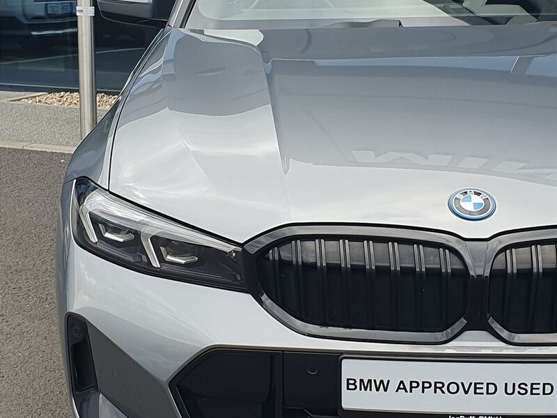 More views of BMW 3 Series