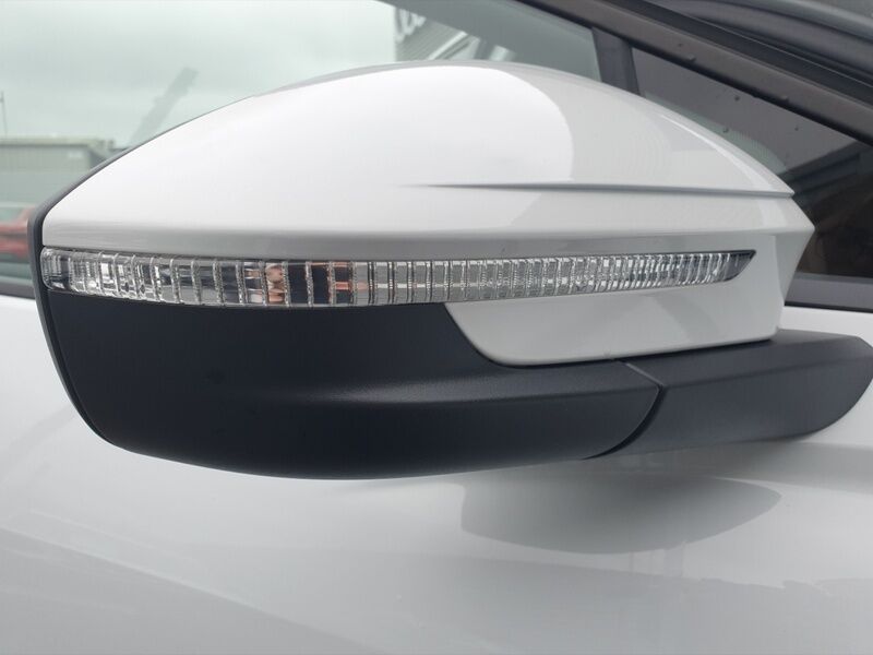 More views of Audi Q4 E-tron