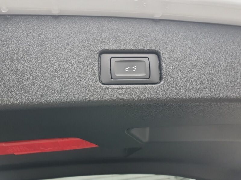 More views of Audi Q4 E-tron