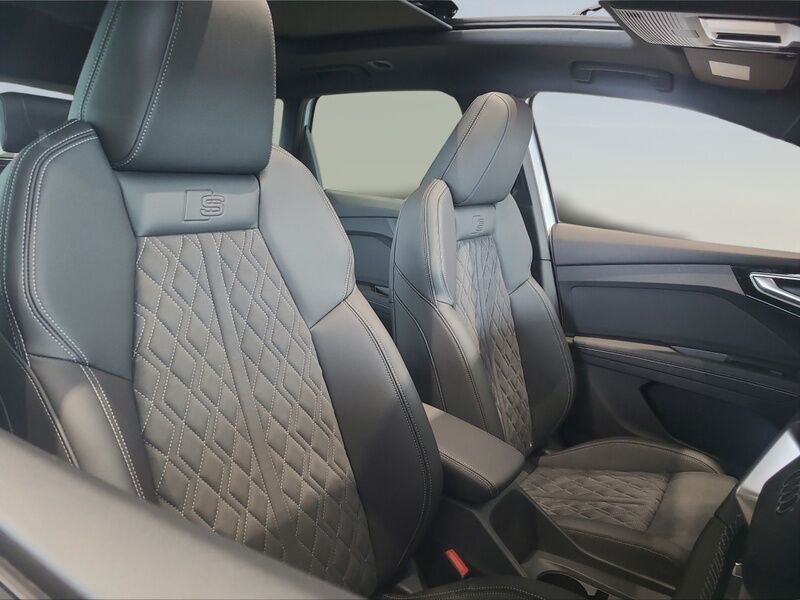 More views of Audi Q4 E-tron