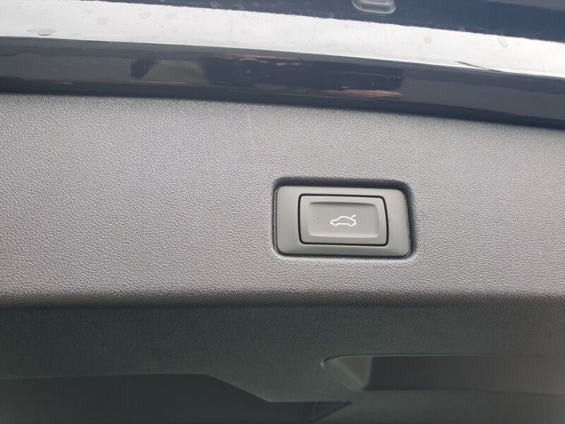 More views of Audi Q4 E-tron