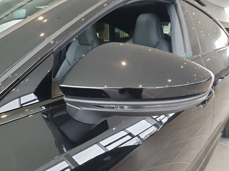 More views of Audi A7
