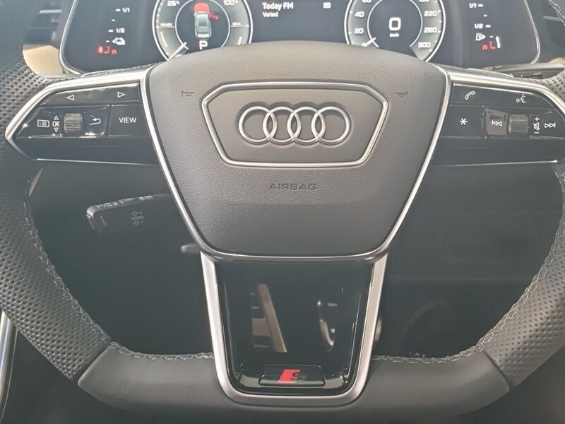 More views of Audi A7