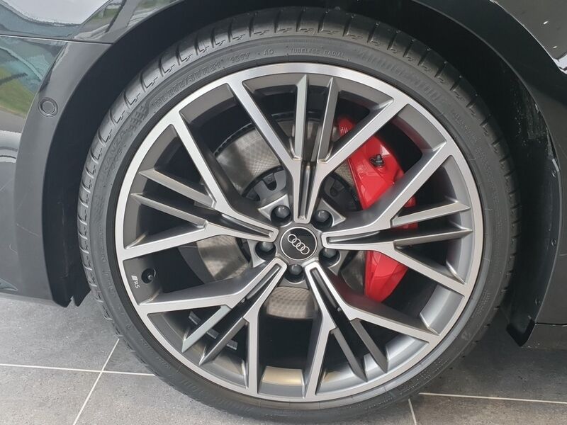 More views of Audi A7