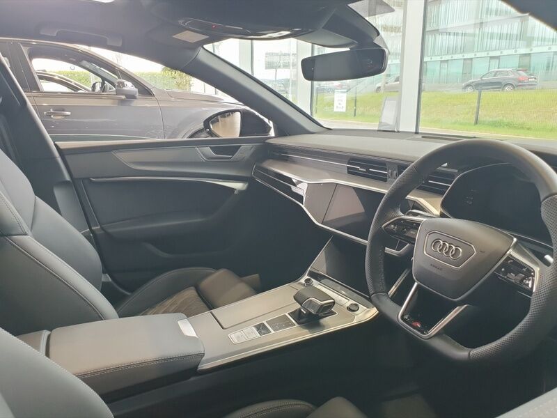 More views of Audi A7