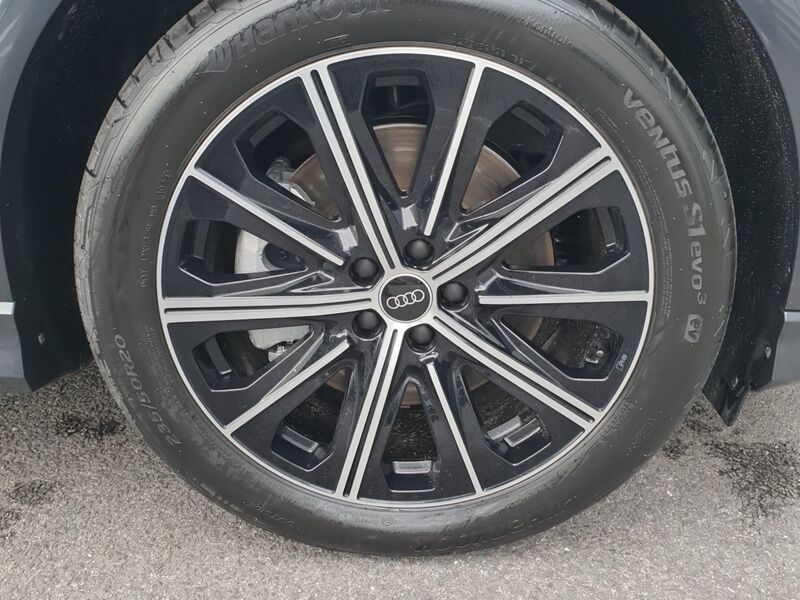 More views of Audi Q4 E-tron
