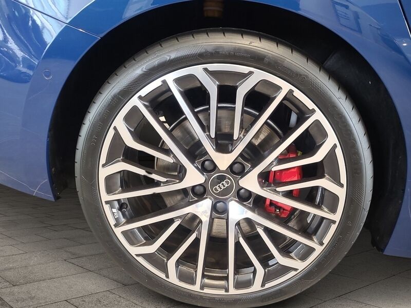 More views of Audi A5
