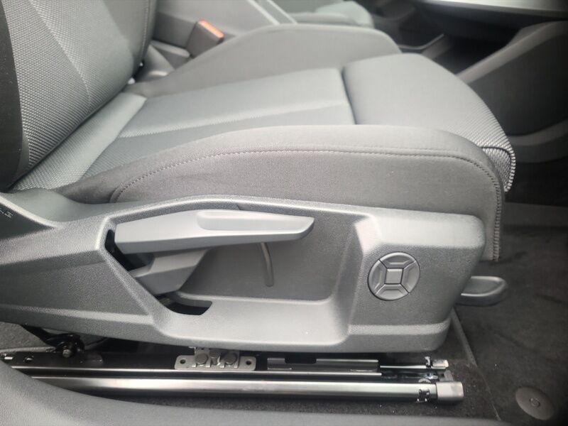 More views of Audi Q4 E-tron