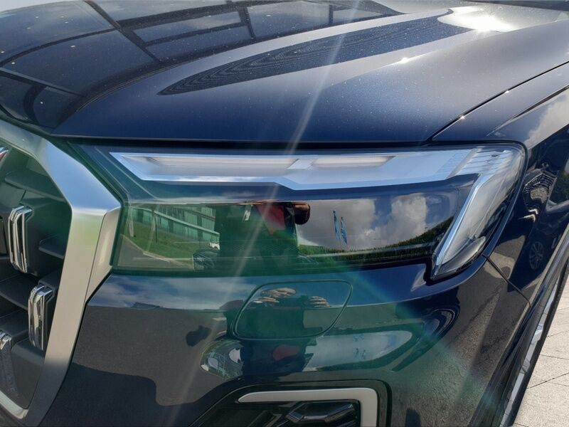 More views of Audi Q7