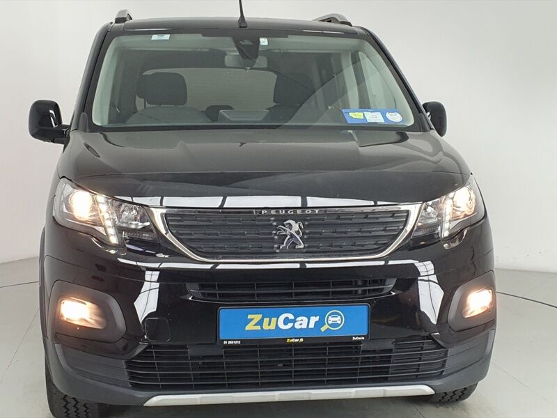 More views of Peugeot Rifter