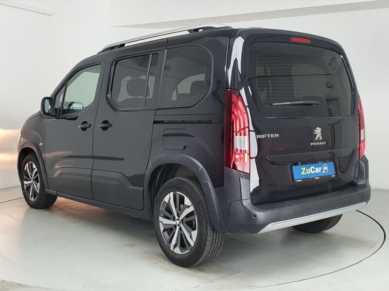 More views of Peugeot Rifter