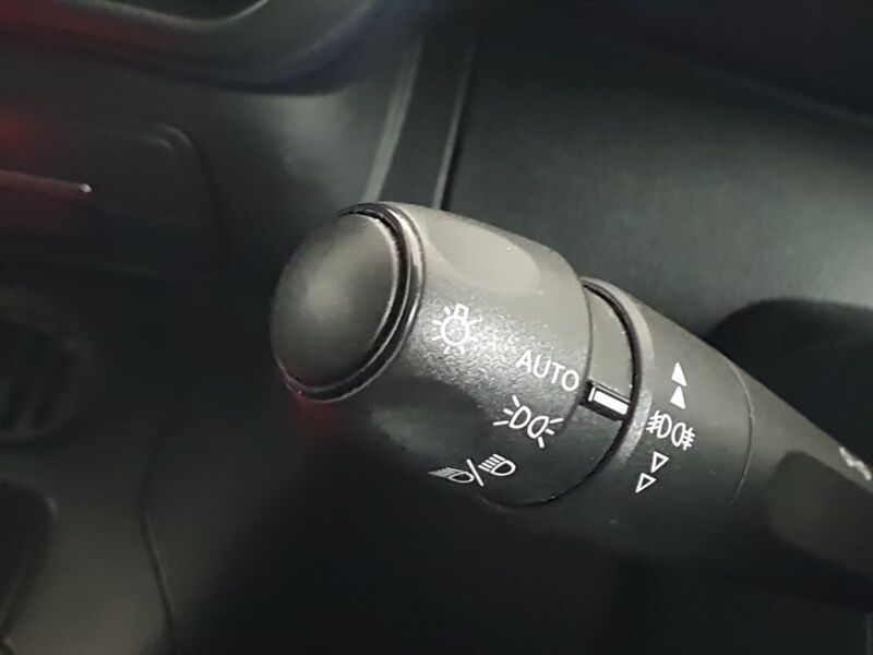 More views of Peugeot Rifter