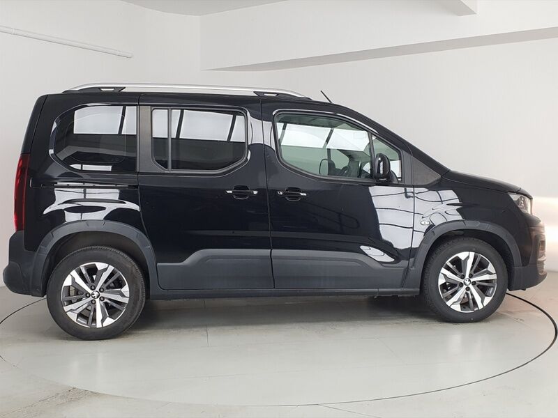More views of Peugeot Rifter