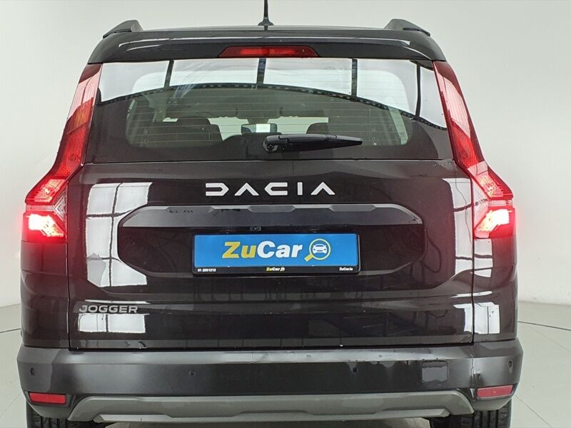 More views of Dacia Jogger