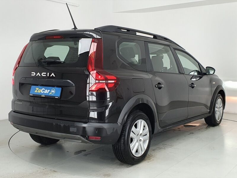More views of Dacia Jogger