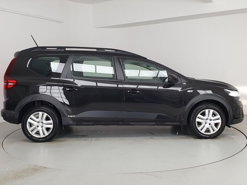 More views of Dacia Jogger