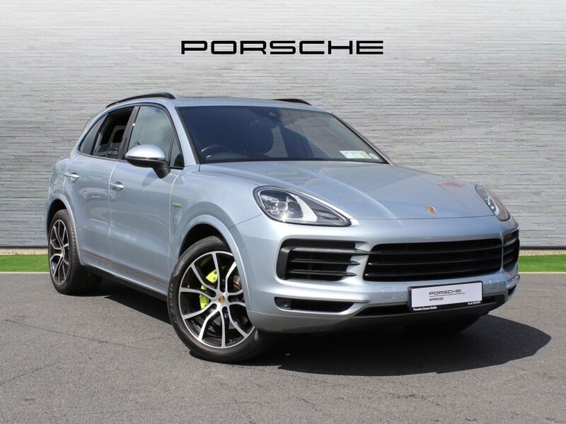 More views of Porsche Cayenne