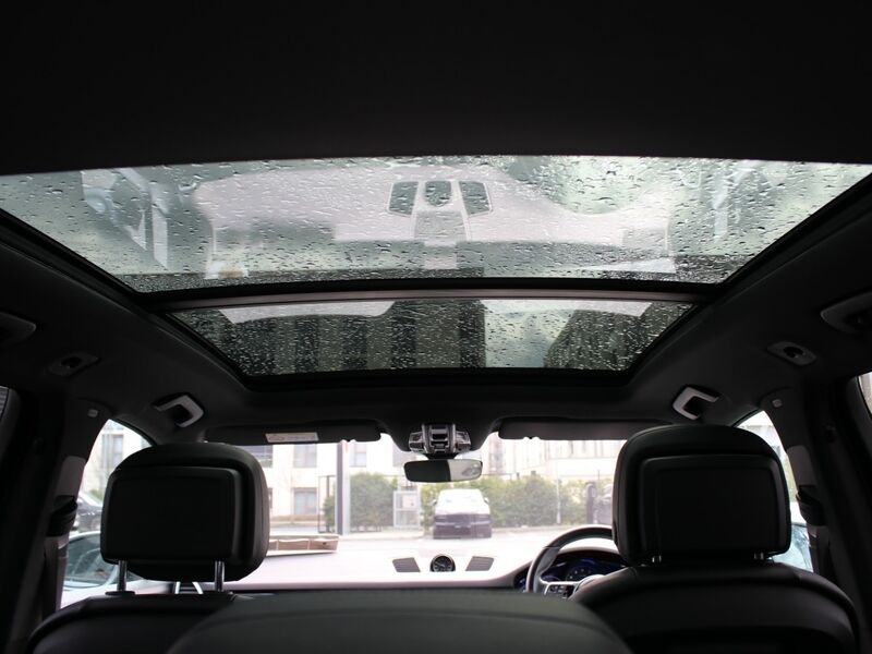 More views of Porsche Cayenne