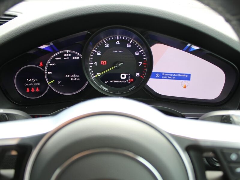 More views of Porsche Cayenne