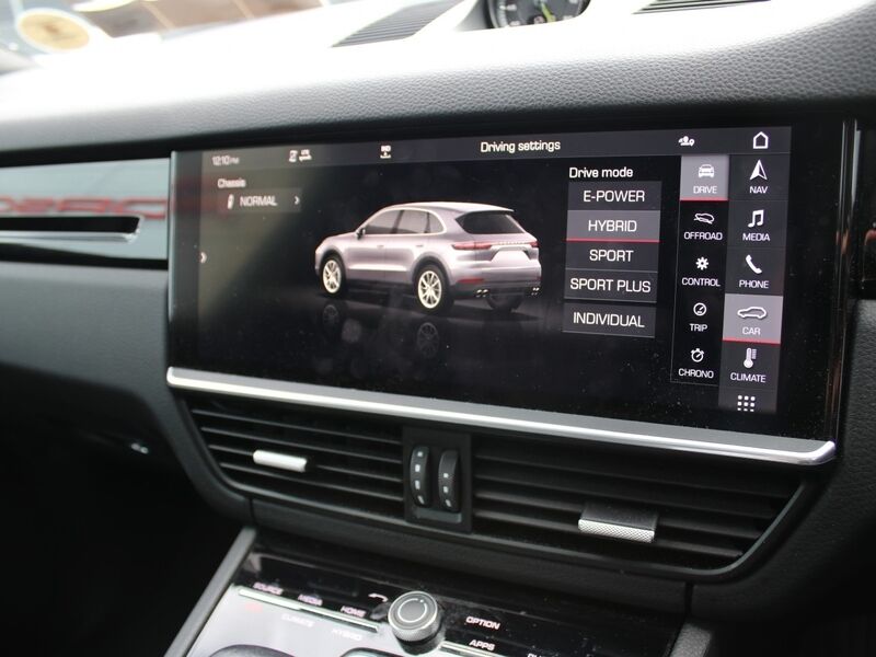 More views of Porsche Cayenne