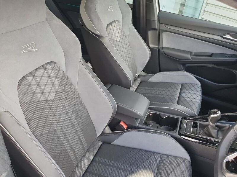 More views of Volkswagen Golf
