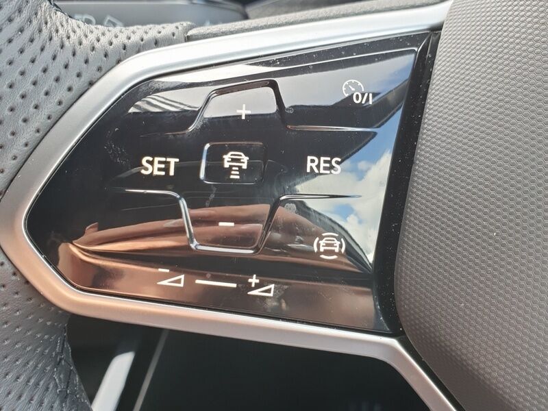 More views of Volkswagen Golf