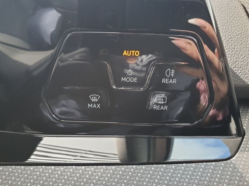 More views of Volkswagen Golf