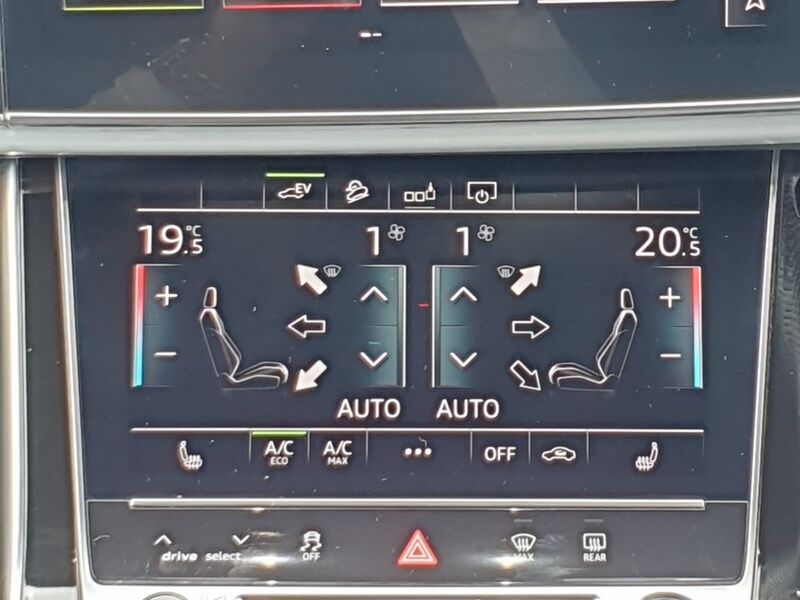 More views of Audi Q7