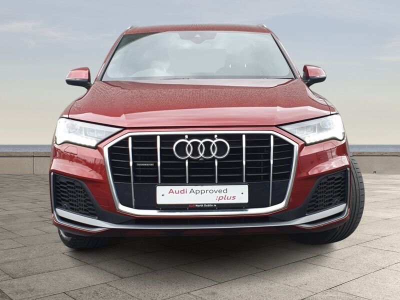 More views of Audi Q7