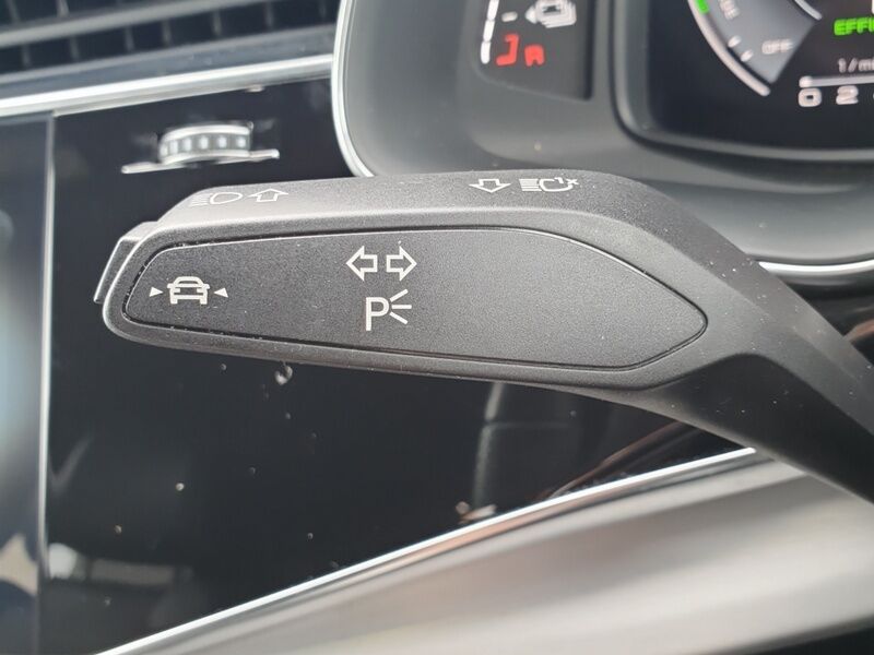 More views of Audi Q7