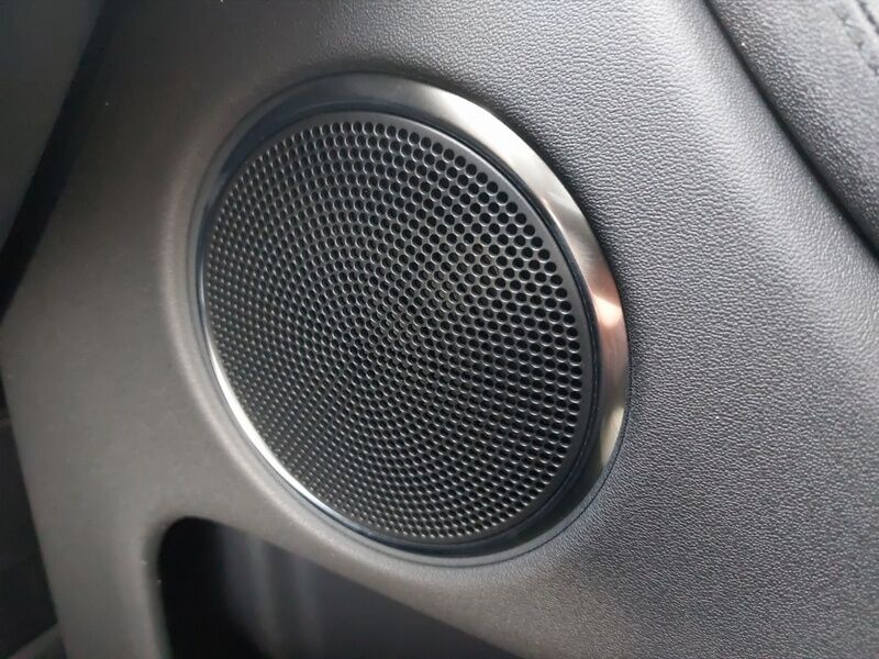 More views of Land Rover Discovery Sport