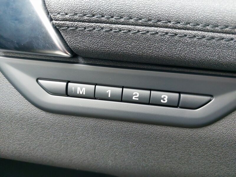 More views of Land Rover Discovery Sport